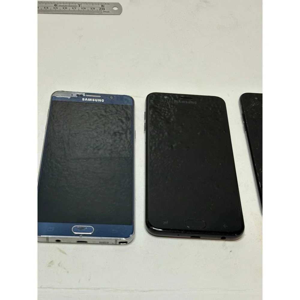 Lot of 5 Parts / Repair Devices: Apple iPad (Shattered Screen), Samsung Galaxy N